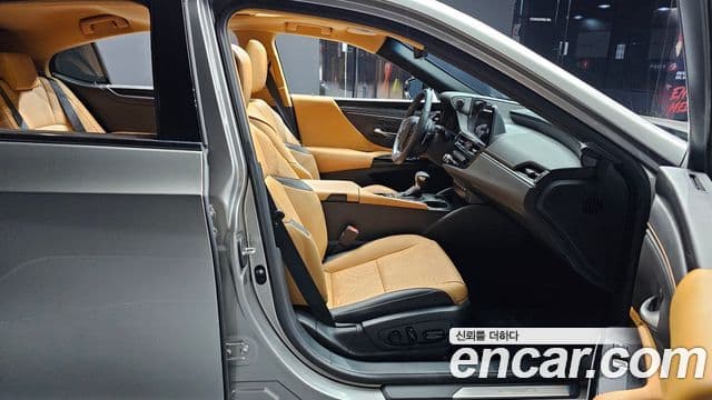 Lexus ES300h 7세대 Luxury Plus, 2024 10