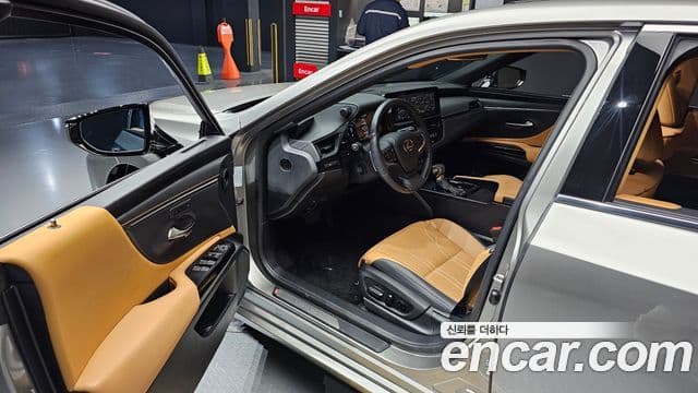 Lexus ES300h 7세대 Luxury Plus, 2024 11