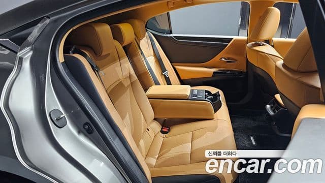 Lexus ES300h 7세대 Luxury Plus, 2024 12
