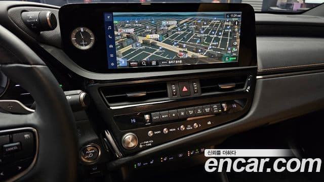 Lexus ES300h 7세대 Luxury Plus, 2024 14