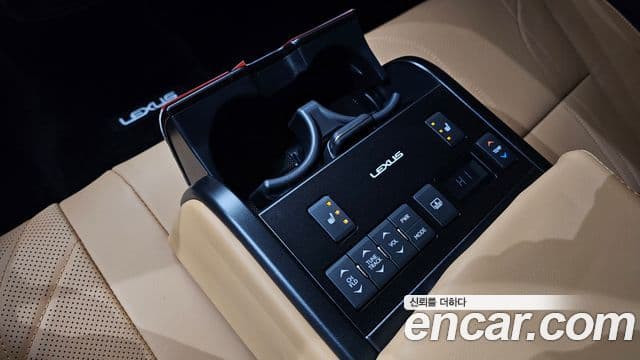 Lexus ES300h 7세대 Luxury Plus, 2024 17