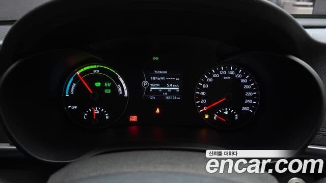 Kia K5 гибрид 2세대 Noblesse, 2017 8