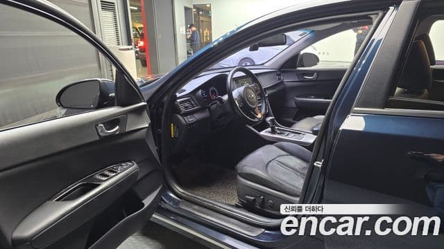 Kia K5 гибрид 2세대 Noblesse, 2017 10