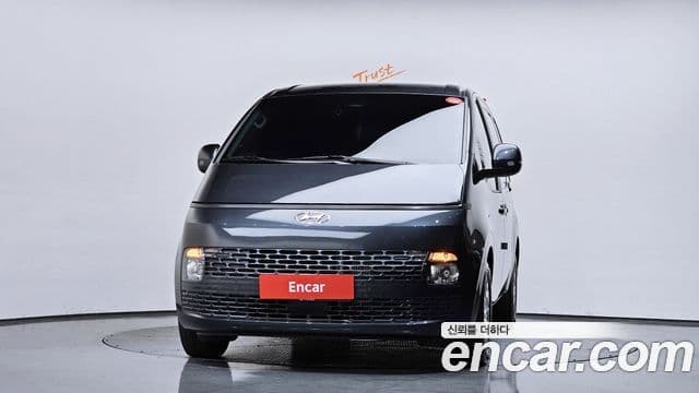 Hyundai Staria Modern, 2023 3