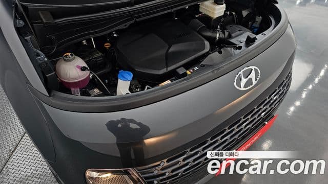 Hyundai Staria Modern, 2023 6