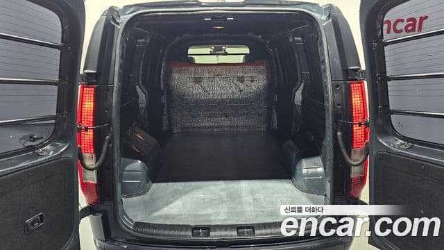 Hyundai Staria Modern, 2023 20