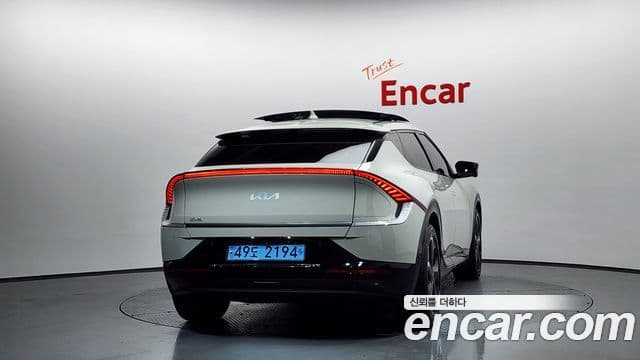 Kia EV6 Earth, 2023 4