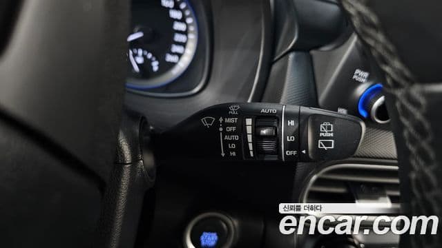 Hyundai Kona Modern Art, 2018 14