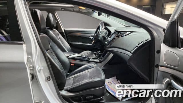 Hyundai i40 Modern, 2013 10