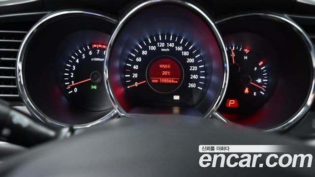 Kia K5 LPI Deluxe, 2011 7