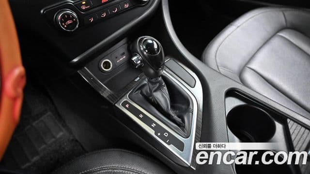 Kia K5 LPI Deluxe, 2011 11