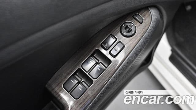 Kia K5 LPI Deluxe, 2011 13