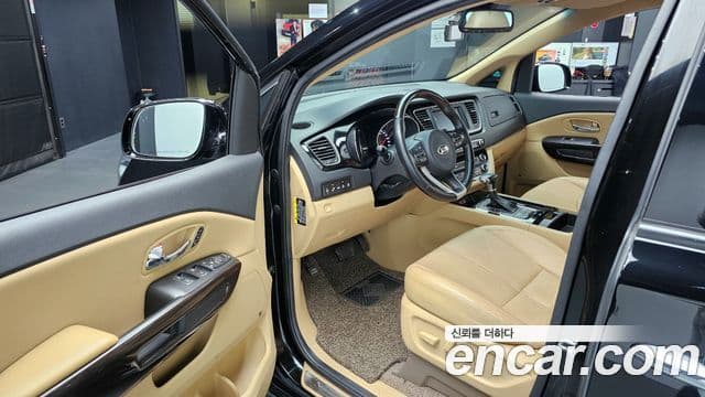 Kia All New Carnival Noblesse, 2017 10