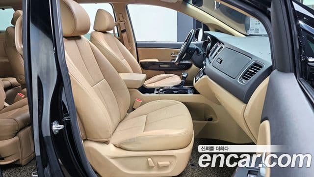 Kia All New Carnival Noblesse, 2017 11