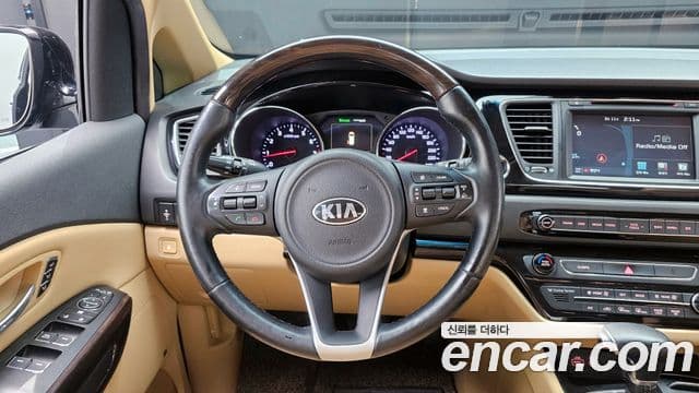 Kia All New Carnival Noblesse, 2017 14