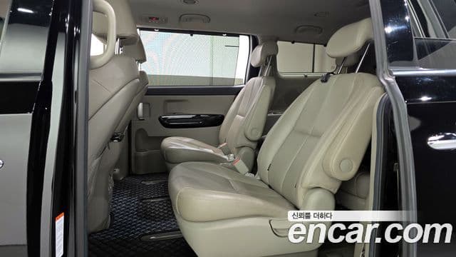 Kia The / новый New Carnival Special, 2020 12