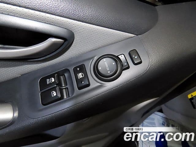 Hyundai Grand Starex Smart, 2018 12