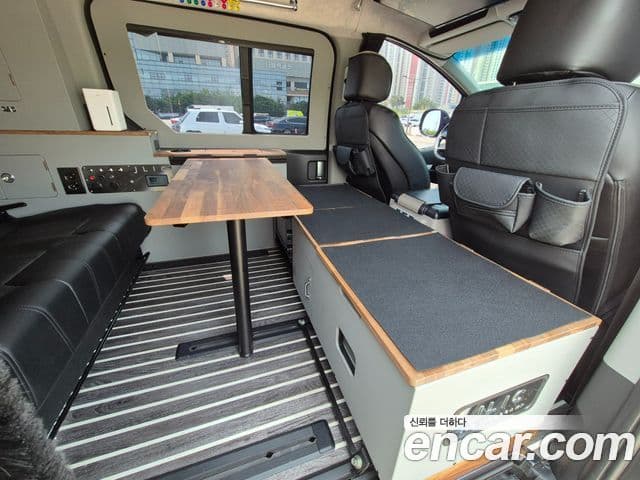 Hyundai Staria компания по спецнадстройкам, 2025 18