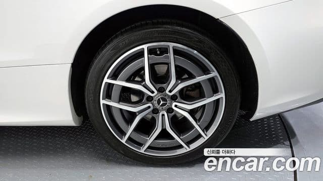 Mercedes-Benz E-класс W213 E300d 4MATIC купе, 2023 все фото