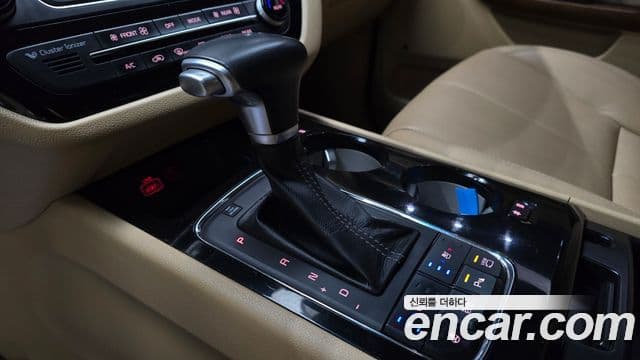 Kia All New Carnival Noblesse, 2017 9