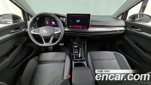 Volkswagen Гольф 8세대 Prestige, 2025 7