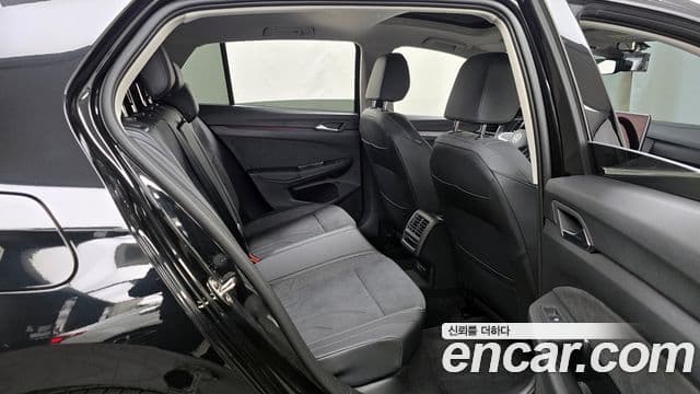Volkswagen Гольф 8세대 Prestige, 2025 12