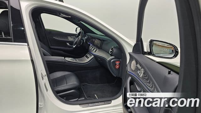 Mercedes-Benz E-класс W213 AMG Line, 2021 11