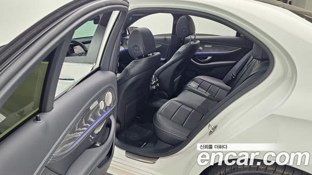 Mercedes-Benz E-класс W213 AMG Line, 2021 12