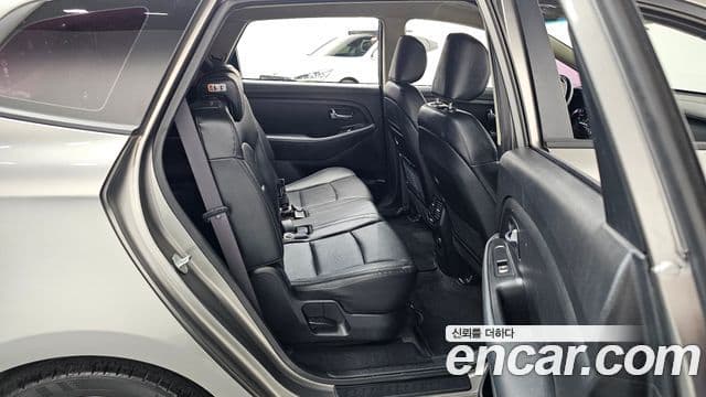 Kia All New Carens Prestige, 2015 12