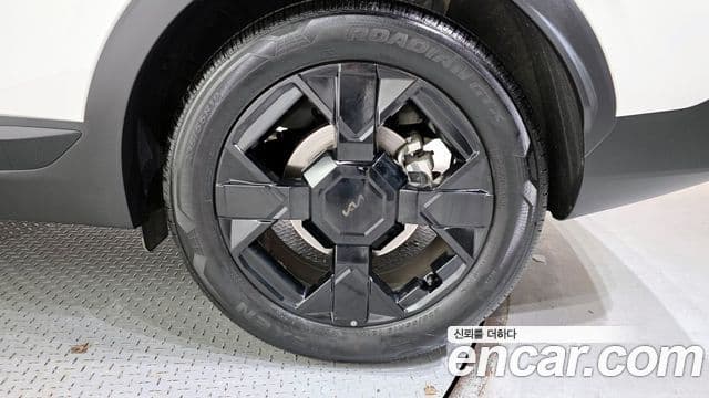 Kia The / новый New Sportage 5세대 Signature X Line, 2025 все фото