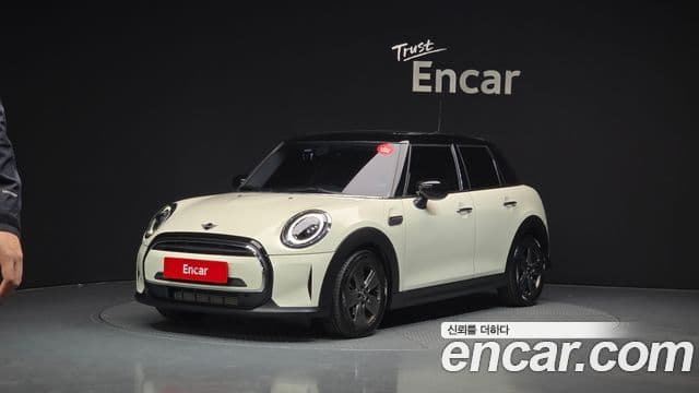 Mini Cooper 3세대, 2023 1