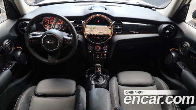 Mini Cooper 3세대, 2023 7