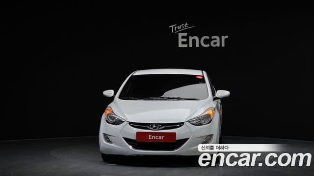 Hyundai Avante MD Premier, 2011 3