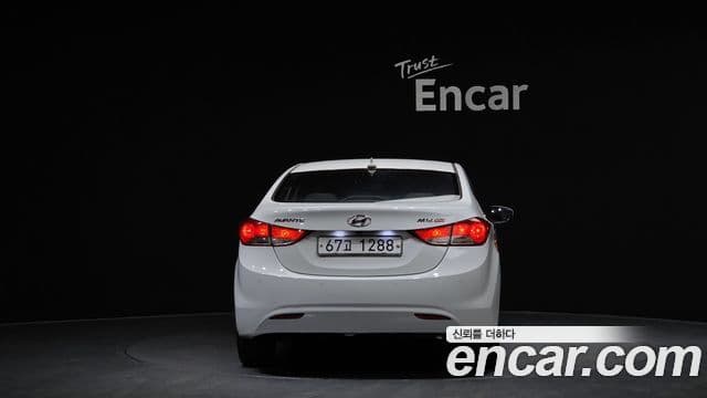 Hyundai Avante MD Premier, 2011 4