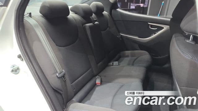 Hyundai Avante MD Premier, 2011 12