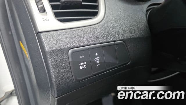 Hyundai Avante MD Premier, 2011 18