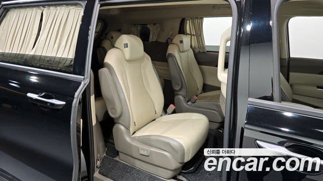 Kia Carnival 4세대 Signature, 2023 12