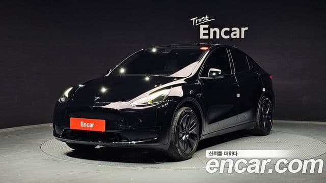 Tesla модель Y, 2024 1