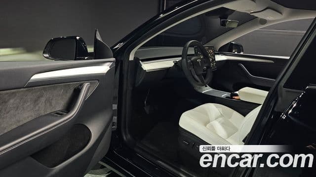 Tesla модель Y, 2024 12