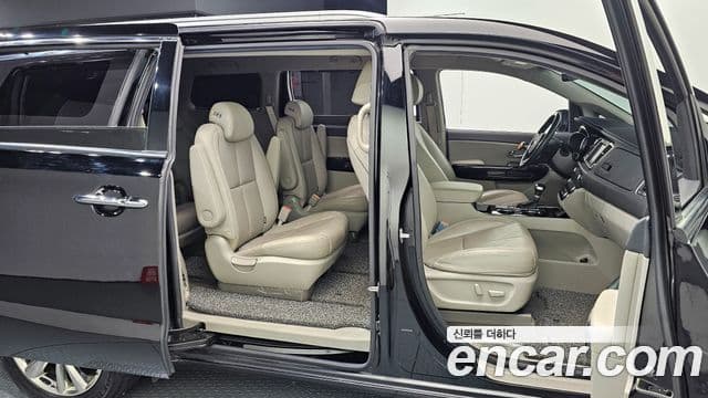 Kia The / новый New Carnival Special, 2020 10