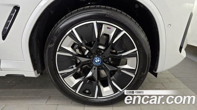 BMW iX3 M Sport, 2025 все фото