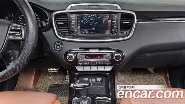 Kia The / новый New Sorento Noblesse Special, 2018 16