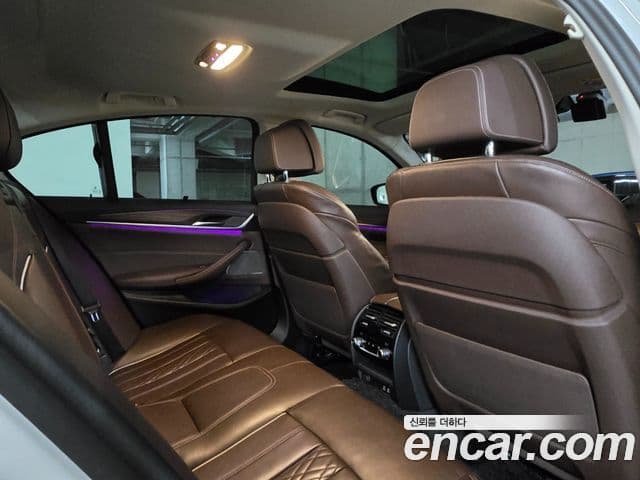 BMW 5시리즈 (G30) Luxury, 2023 13