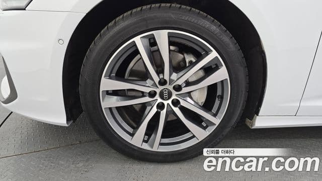 Audi A6 (C8) Premium, 2023 все фото