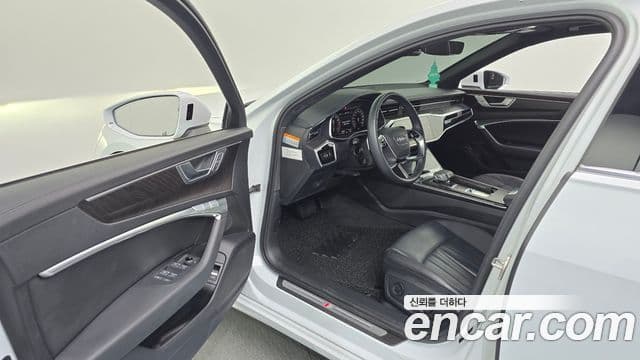 Audi A6 (C8) Premium, 2023 10