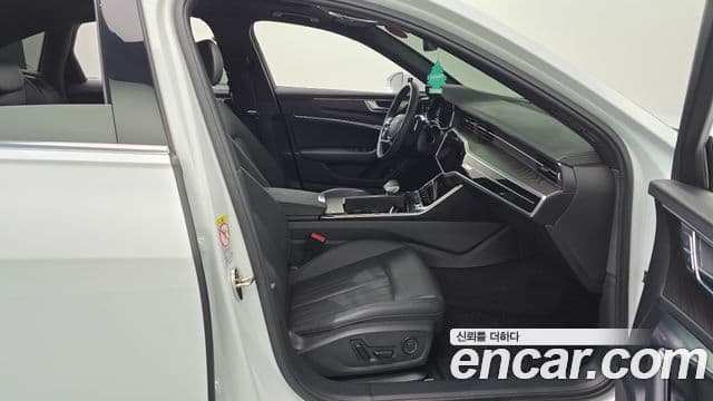 Audi A6 (C8) Premium, 2023 11