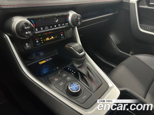 Toyota RAV4 5세대 2.5 4WD PHEV XSE, 2025 9