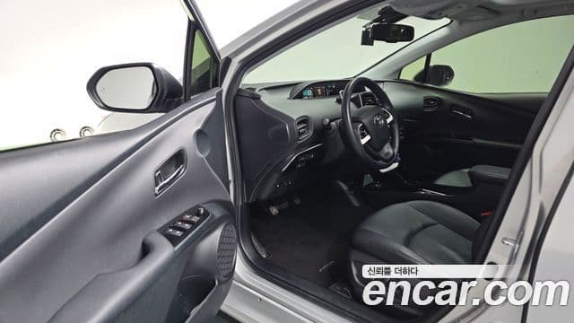 Toyota 프리우스 4세대 1.8 S, 2018 11