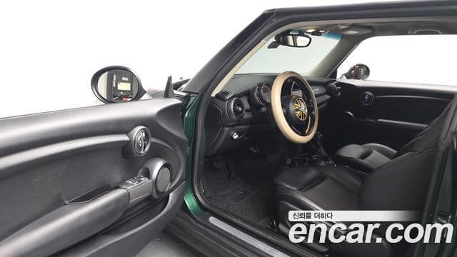 Mini Cooper D 3세대, 2017 11