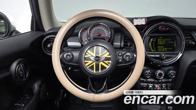 Mini Cooper D 3세대, 2017 13